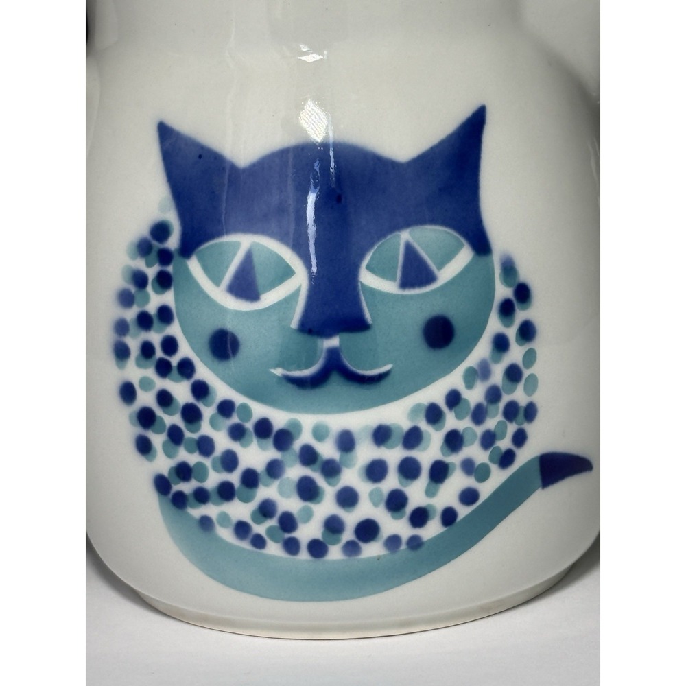 ARABIA FINLAND MCM Vintage Pottery Blue Cat Pitcher by Kaj Franck - 1.5 QT - Picture 2 of 13